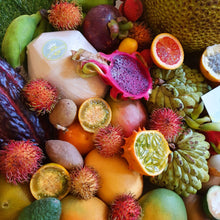 Load image into Gallery viewer, Platinum Box (Assortment of Exotic Fruits)

